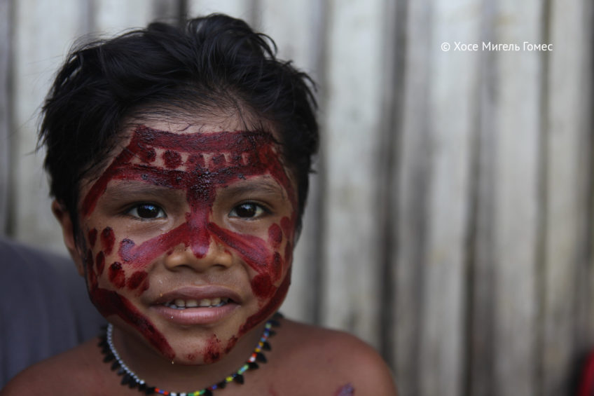 ru10. Cabiyari 2. Congregación indígena Cabiyari Amazonas, río Apaporis